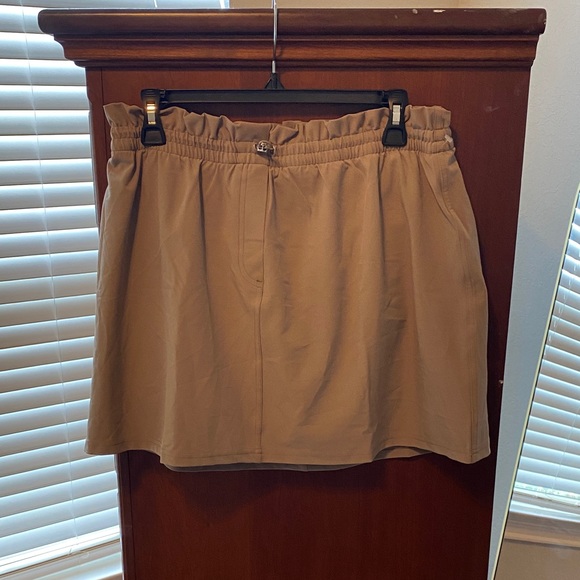 SPANX Tan Elastic Waist Skirt - Picture 1 of 5